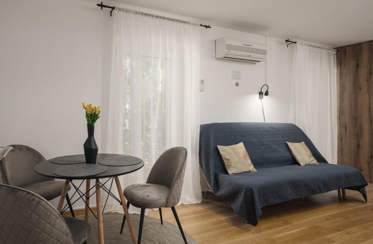 Heritage Residence In Center With Pool- Apartments 보디체 외부 사진